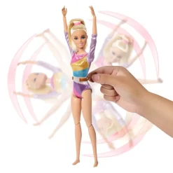 Mattel Canada Inc. Barbie® Gymnastic Playset with Blonde Gymnast Doll, C-Clip for Flipping Action, Balance Beam, Warm-Up Suit & Accessories Fashion