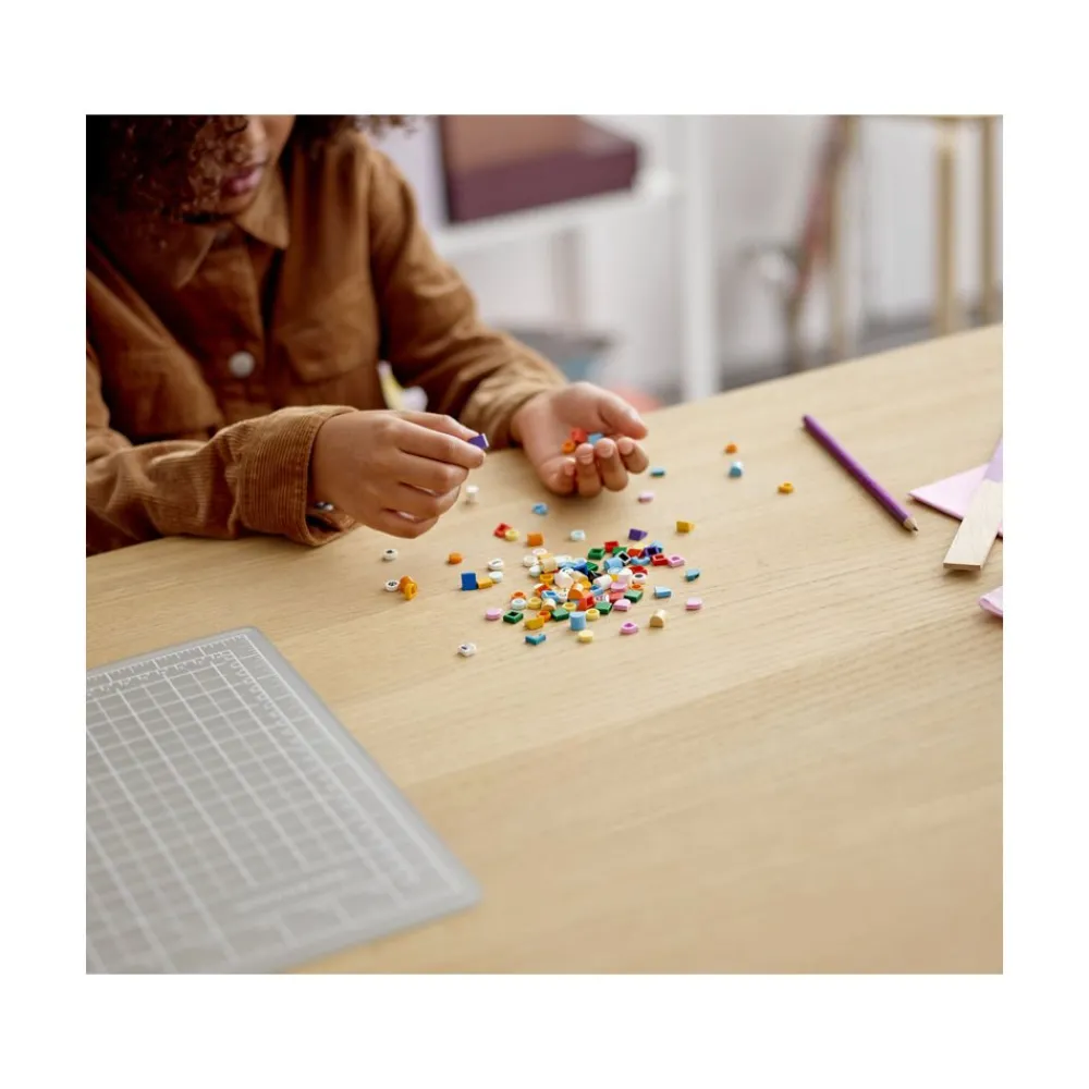 Lego Canada Inc. Extra DOTS - Series 4 Outlet