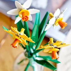 Lego Canada Inc. LEGO® Daffodils Celebration Gift 40747 Best