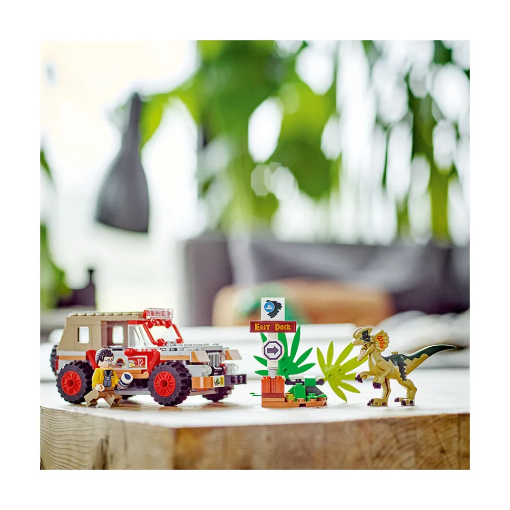 LEGO ® Jurassic Park Dilophosaurus Ambush 76958 Building Toy Set (211 Pieces) Online