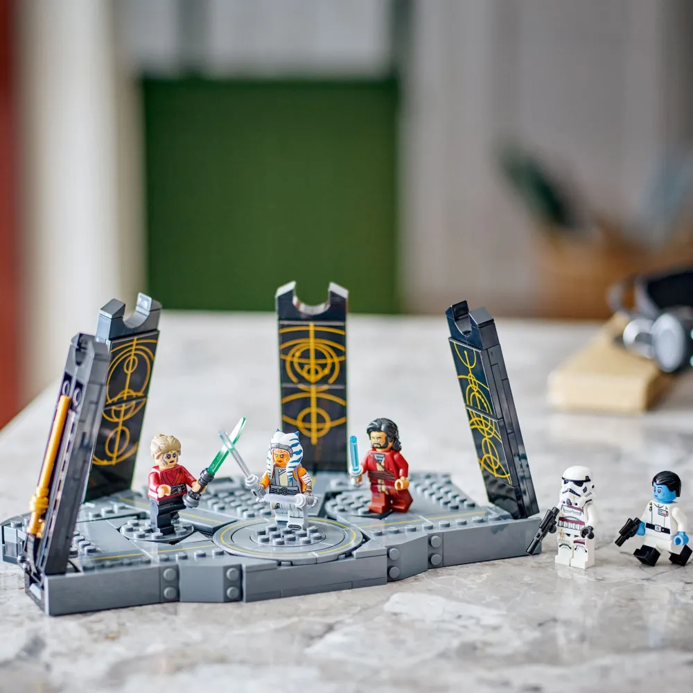Lego Canada Inc. LEGO® Star Wars™ Ahsoka Tano’s Duel on Peridea Fashion