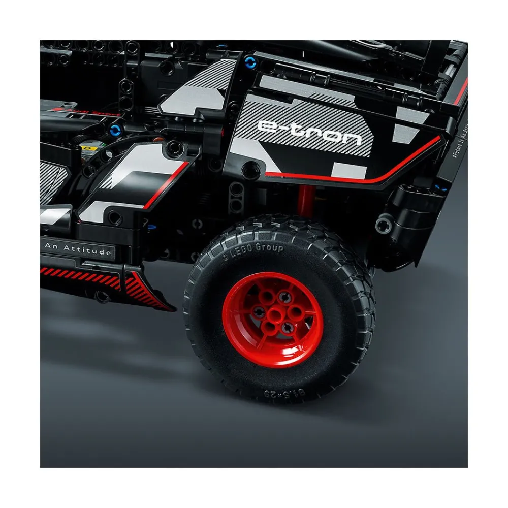 Lego Canada Inc. LEGO® Technic™ Audi RS Q e-tron 42160 Building Toy Set (914 Pieces) Hot