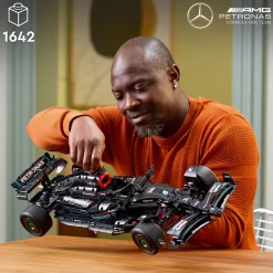 Lego Canada Inc. LEGO® Technic™ Mercedes-AMG F1 W14 E Performance 42171 Sale