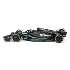 Maisto Diecast Maisto 1:24 Mercedes Petronas W14E w/ Figure (Hamilton) Online