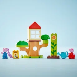 Lego Canada Inc. Peppa Pig Garden and Tree House Hot