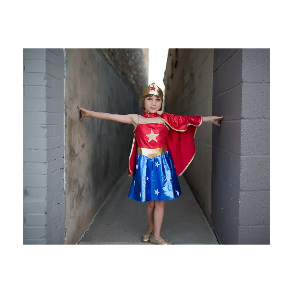 Creative Education Of Can. Superhero Girl Tunic w/ Cape & Headpiece Size 5-6 Best