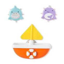 Skip Hop Zoo Tip & Spin Boat - Shark/Narwhal Outlet